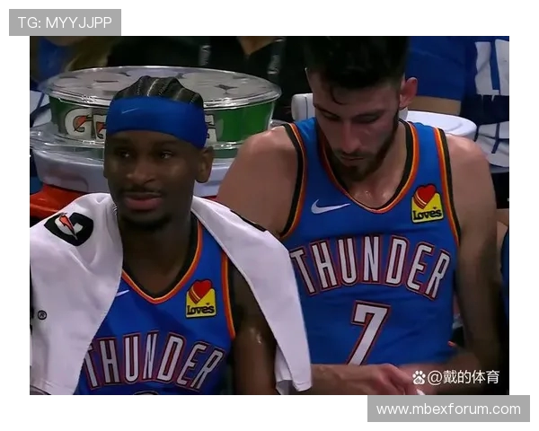 戴格诺特：霍姆格伦相比上赛季结束时更加进化 更具实力